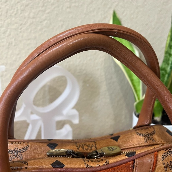 MCM COGNAC VISETOS HANDBAG - Picture 6 of 16